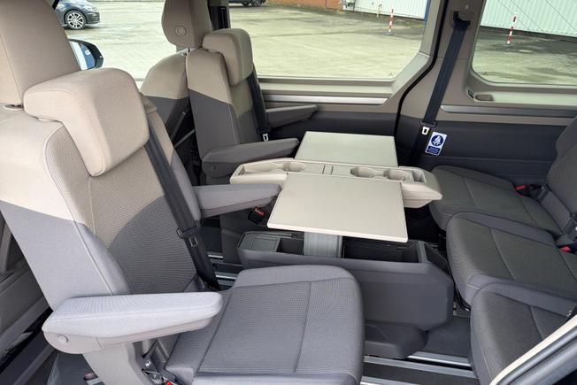 VOLKSWAGEN Multivan Photo 46