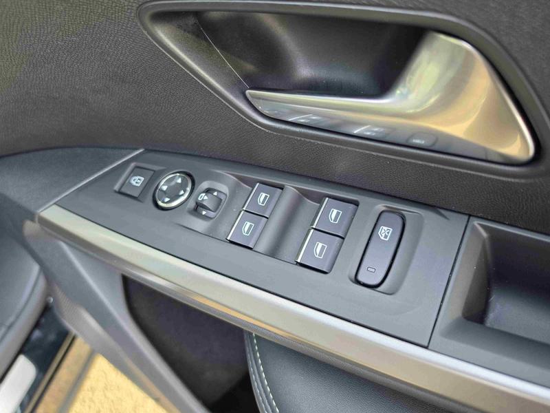 Used Peugeot 5008 KM75GVU 24