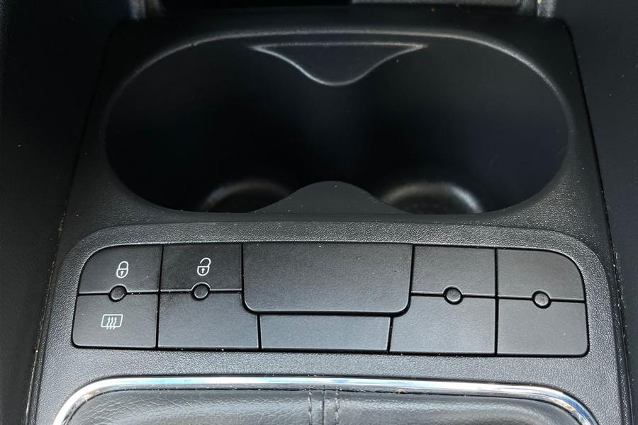 SEAT IBIZA Photo autoimg-3ff9573bc7f795850bfc114651c929f18d6f2937.jpg