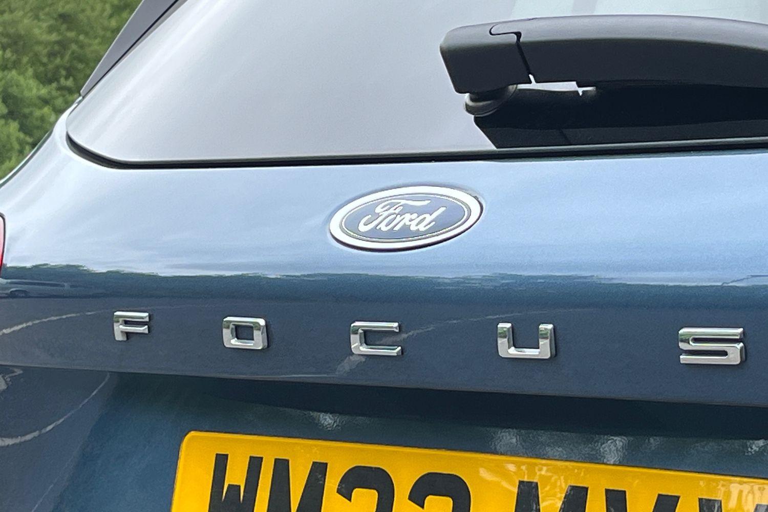 Ford FOCUS Photo 38