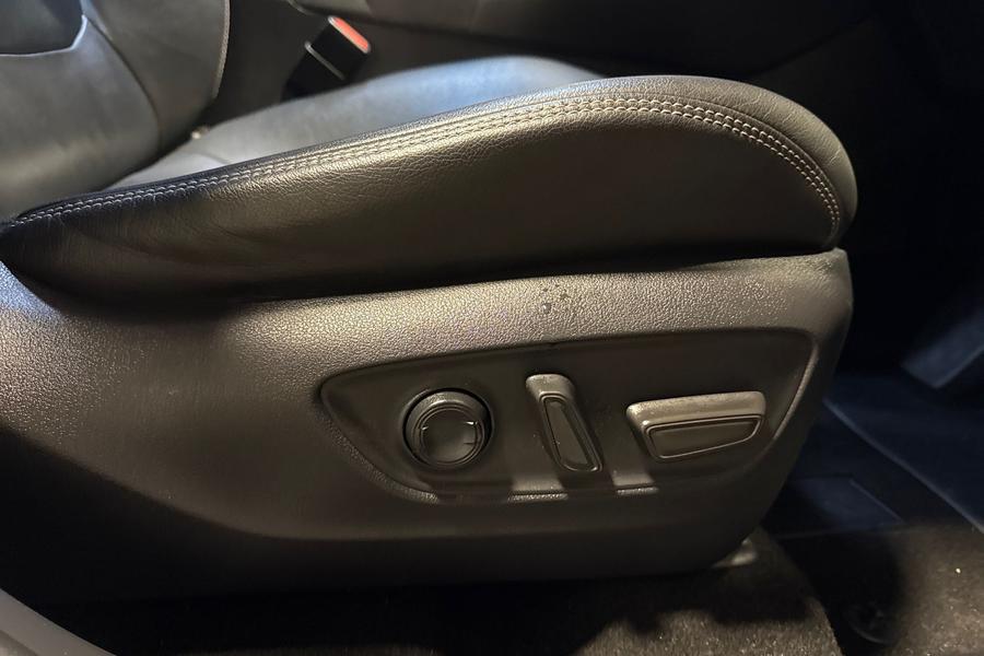 Toyota RAV4 Photo autoimg-3ffdbff43f4add4b5e26464aabac7ad5f41235bb.jpg