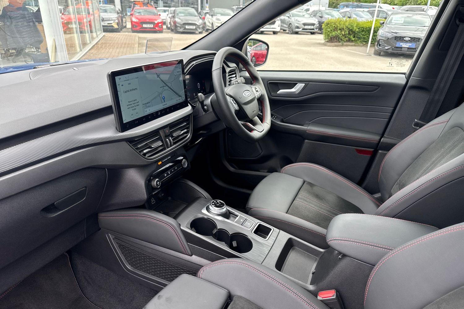 Ford KUGA Photo 17