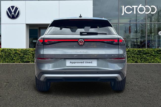 VOLKSWAGEN T-Roc Photo 7