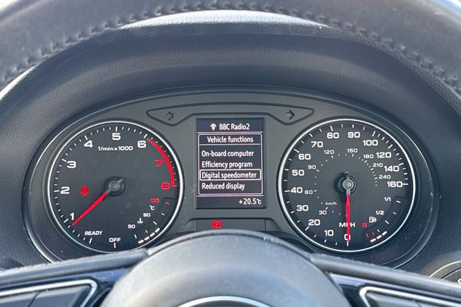 AUDI Q2 Photo 51
