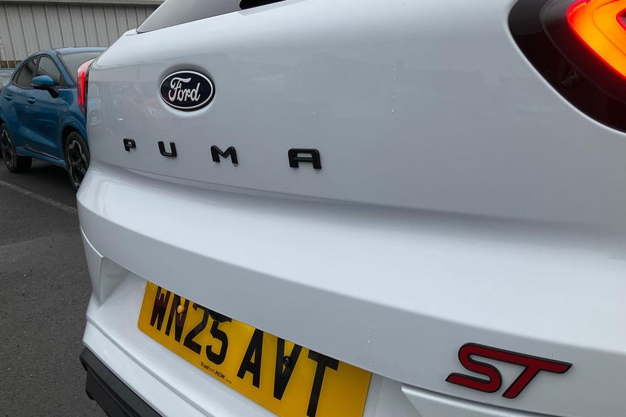 Used Ford PUMA 40