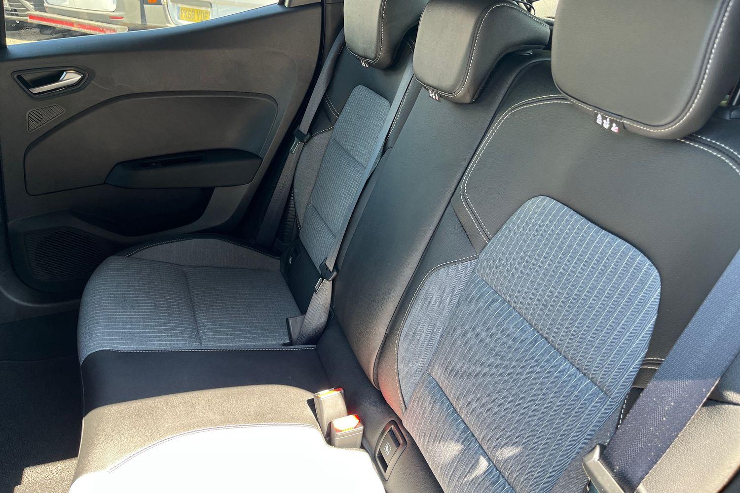 Renault CLIO Photo 19