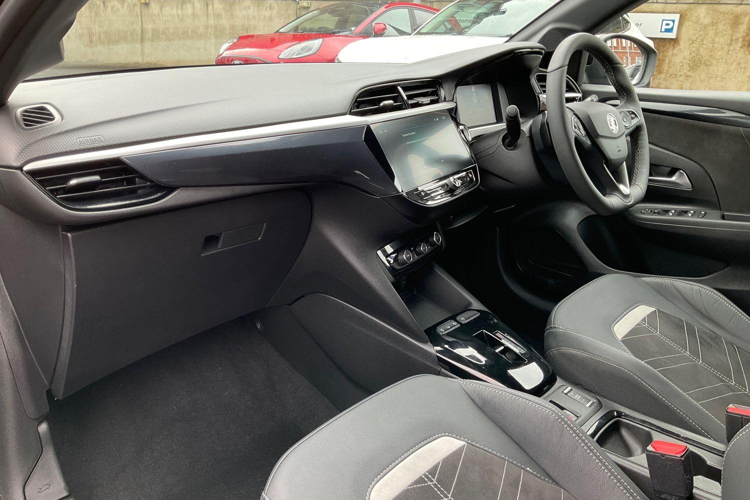 Vauxhall CORSA Photo 17