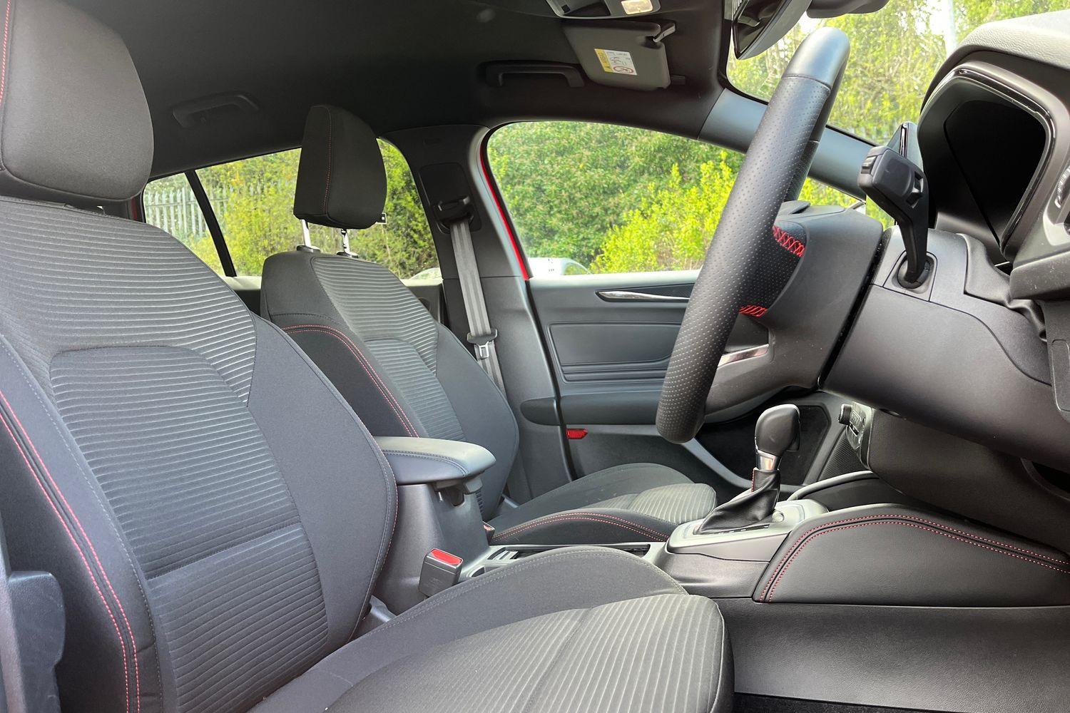 Ford Focus Photo 16