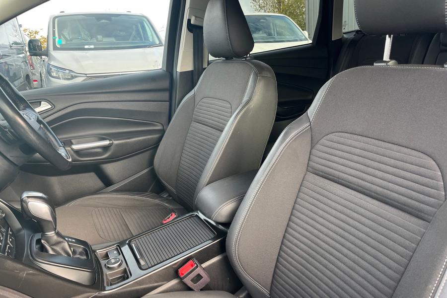 Ford KUGA Photo autoimg-400b33c8b3556a057a0b6cfac31f182084767730.jpg