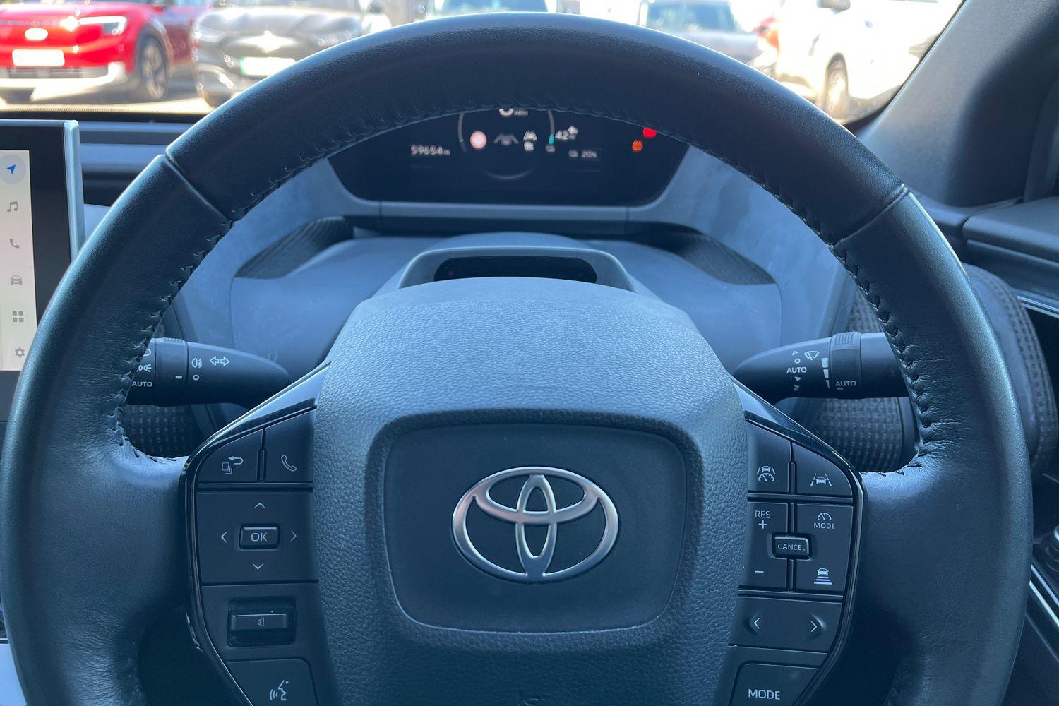 Toyota bZ4X Photo 11