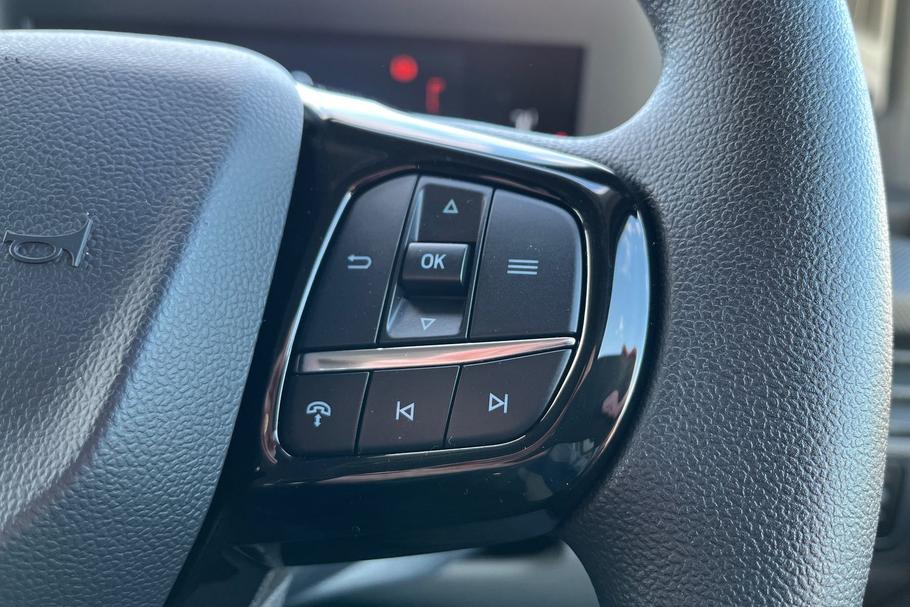 Used FORD TRANSIT CUSTOM SD75OKW 32