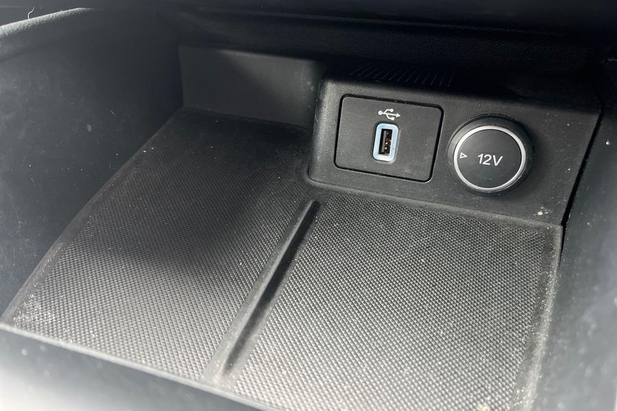 Ford Focus Photo autoimg-40276106c067dd8119d982f9784b41f8cf41163e.jpg