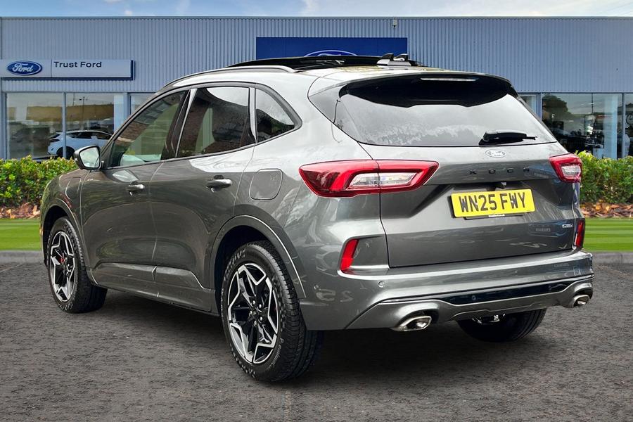 Ford Kuga Photo autoimg-402787e8f95f6ff4434fbd9e2cac410b799e8fd2.jpg