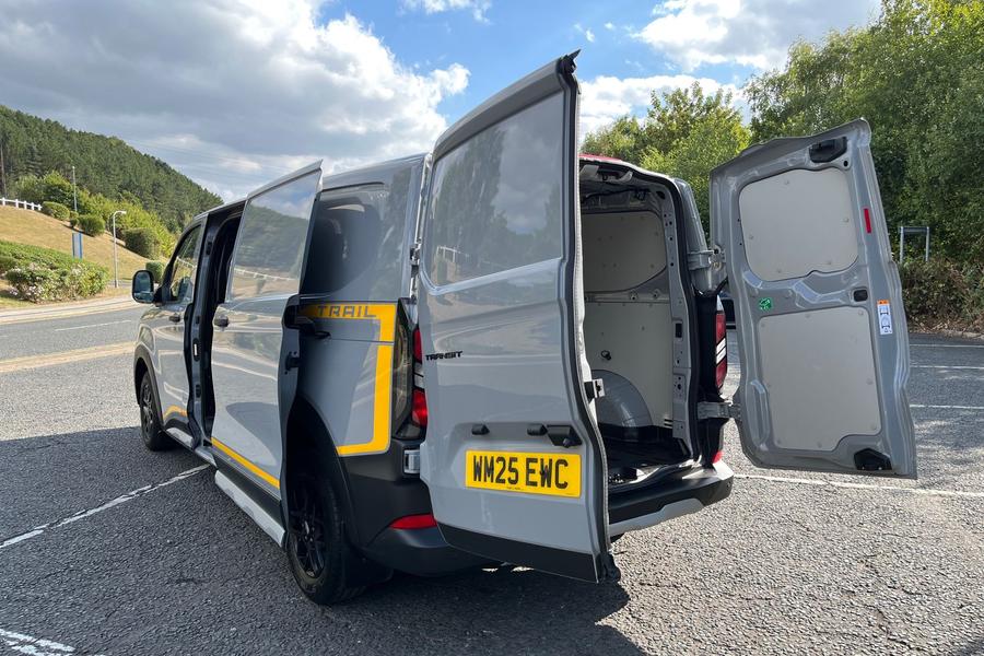 Ford TRANSIT CUSTOM Photo autoimg-4028436bf7419d10b40d7d019d339290a2b42f5f.jpg