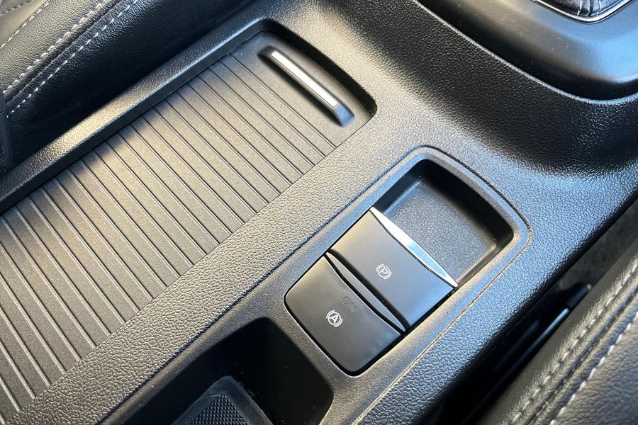 Ford FOCUS Photo autoimg-4028a6fc281db8a86444a8d23ebc9559f4e183f8.jpg