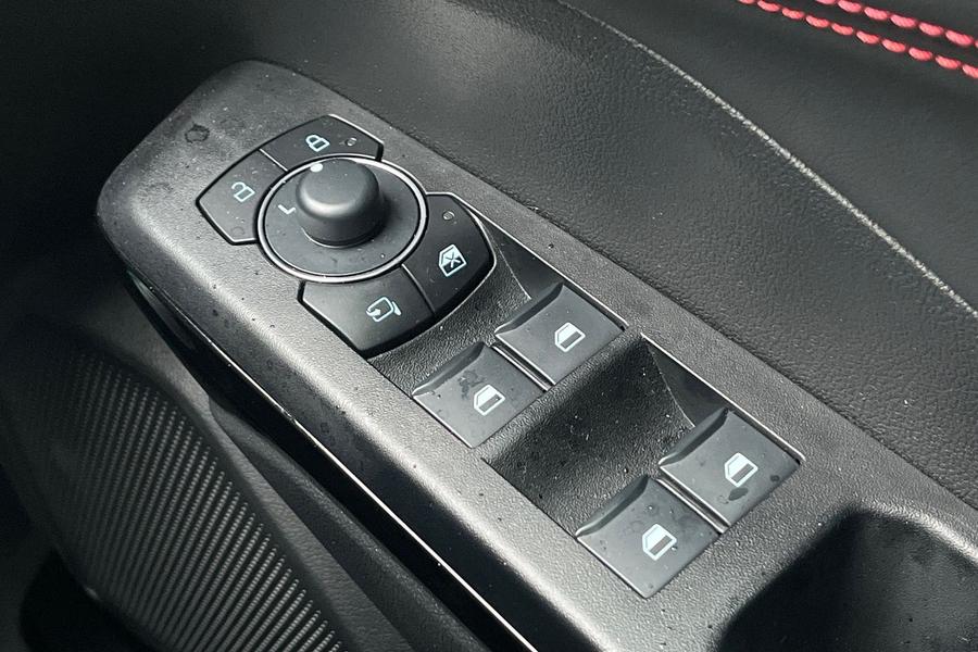 Ford Puma Photo autoimg-402eecbb32c10dd5796811003edb11e9cba31169.jpg