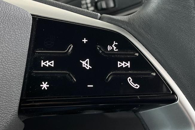 Audi Q4 E-Tron Photo 17