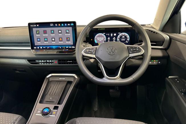 Volkswagen T-Roc Photo 11