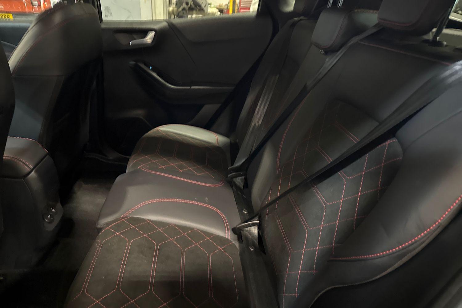 Ford PUMA Photo 19