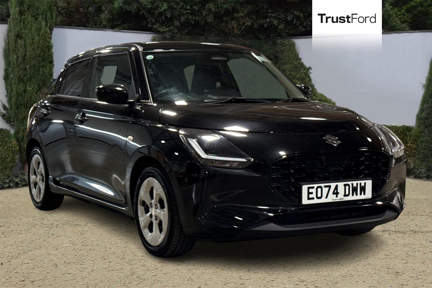 Suzuki SWIFT Photo 0