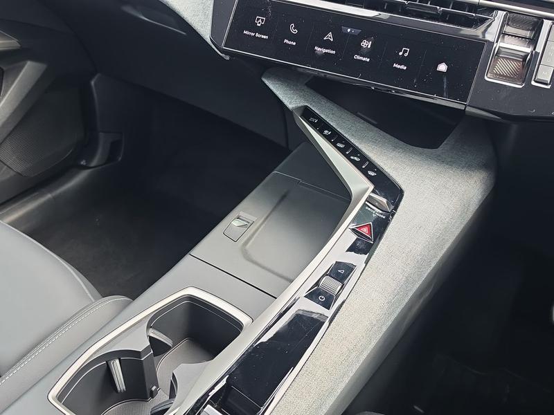 Used Peugeot 5008 KK25JVA 23