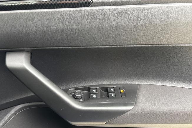 VOLKSWAGEN Polo Photo 34
