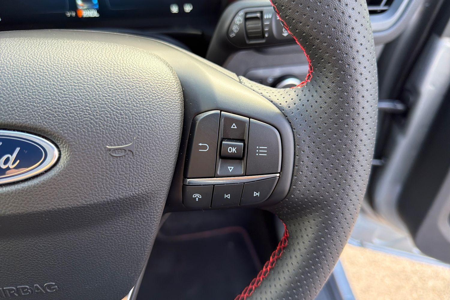 Ford KUGA Photo 23