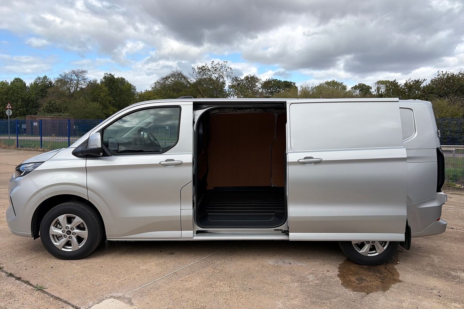 Ford TRANSIT CUSTOM Photo 4