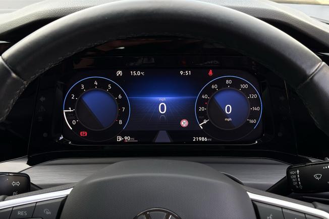 VOLKSWAGEN Golf Photo 15