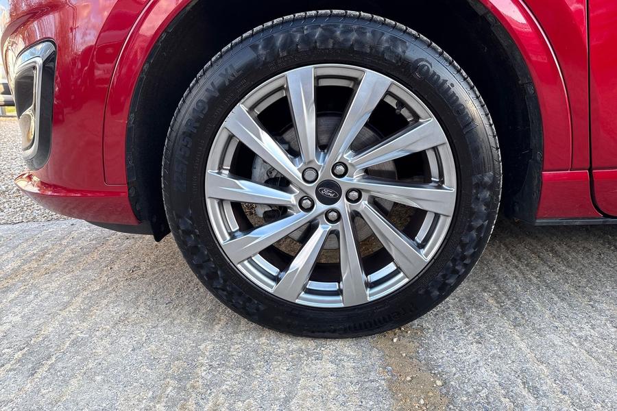 Ford KUGA Photo autoimg-4049253ef52eb73439945584acf79b750b6ff97e.jpg