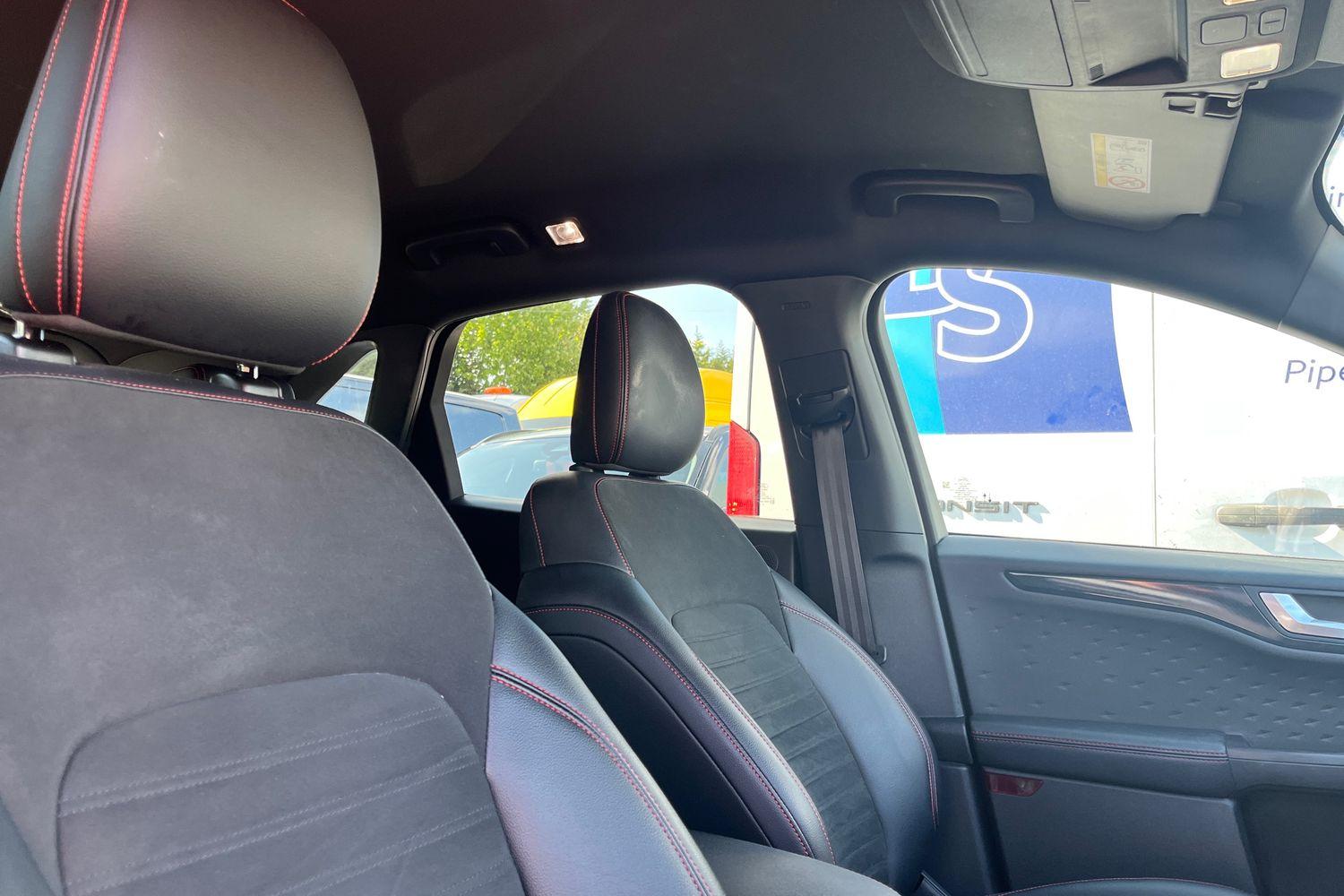Ford KUGA Photo 16