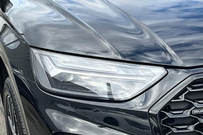 AUDI Q5 Photo 19