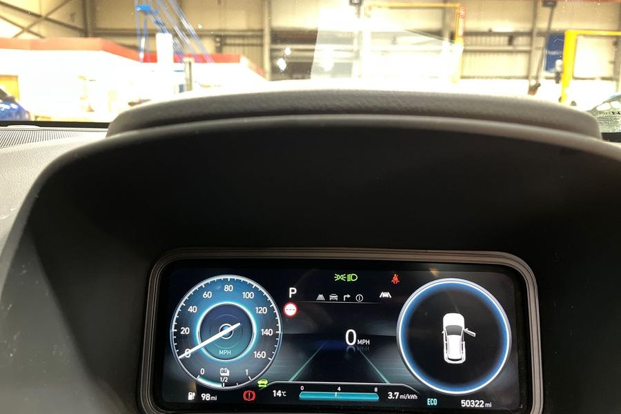 Hyundai KONA Photo autoimg-40552cd8cc151ccfa604493351c44867eae13930.jpg
