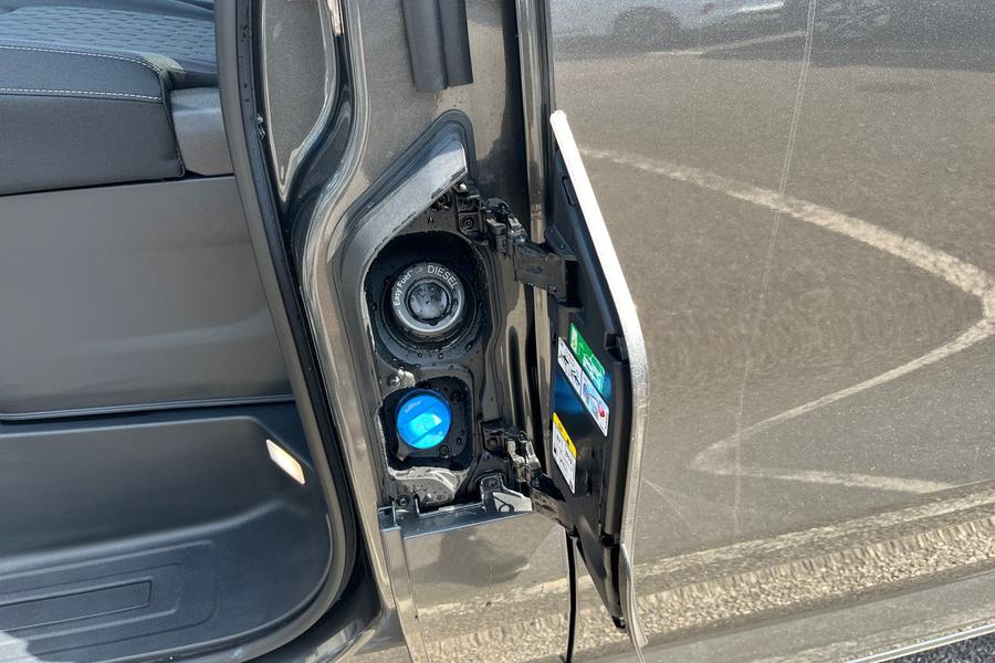 Ford TRANSIT CUSTOM Photo autoimg-4055b4be33bfbc1827d24e6cd83715c9946b7dcc.jpg