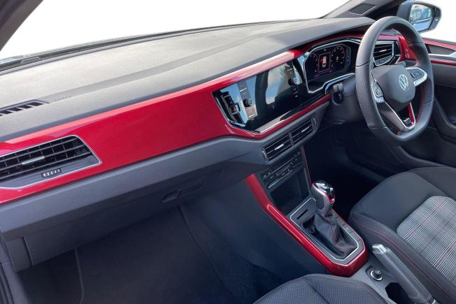 Volkswagen Polo Photo 2