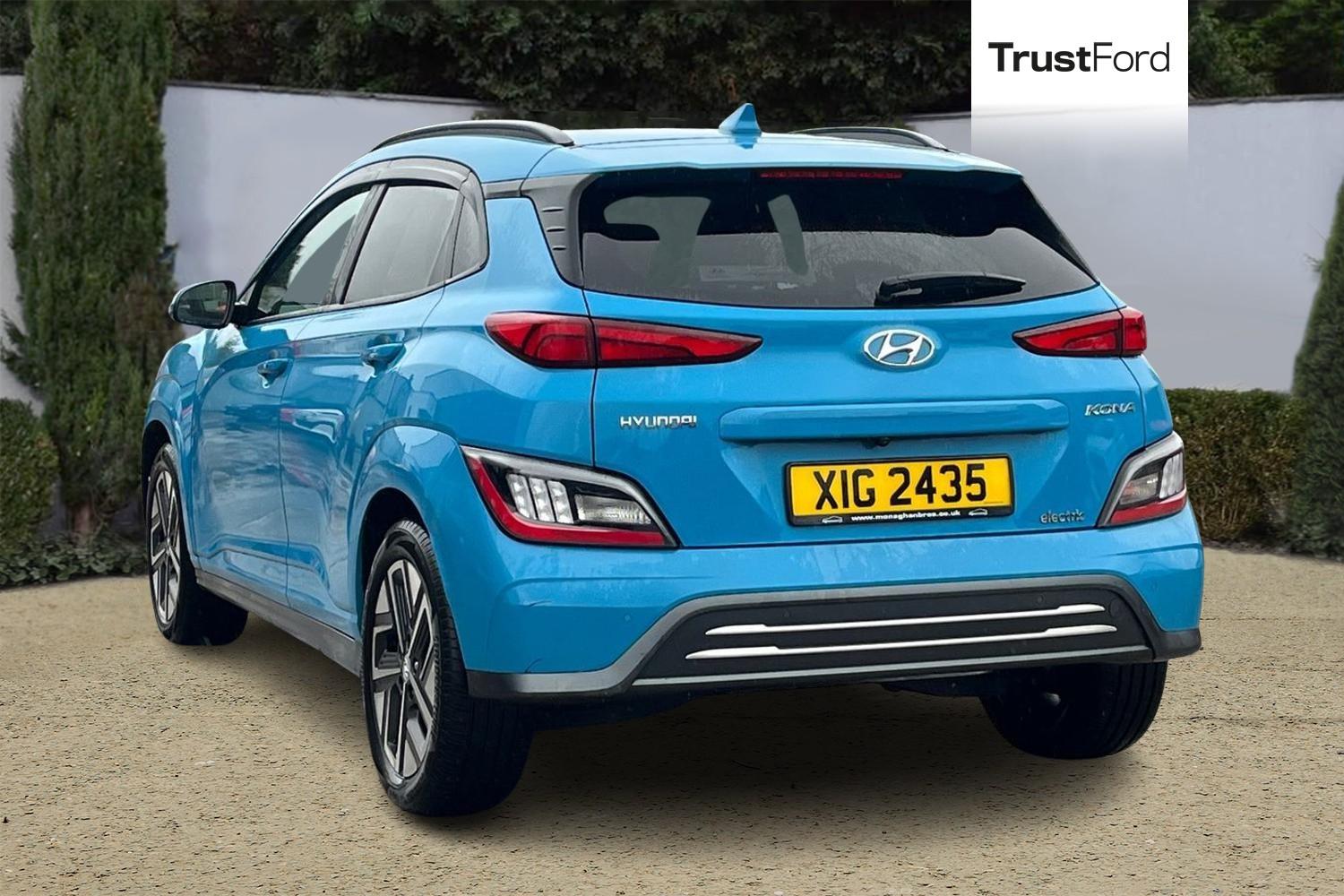 Hyundai KONA Photo 1
