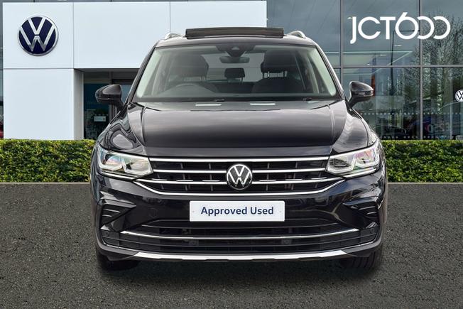 VOLKSWAGEN Tiguan Photo 8