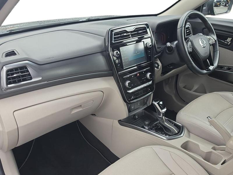 Used SsangYong Tivoli LF23XUW 15