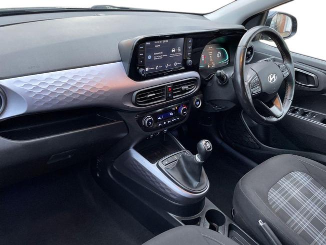 HYUNDAI i10 Photo 2