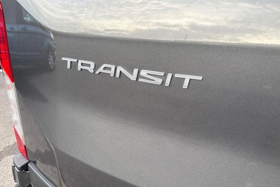 Used Ford TRANSIT 18