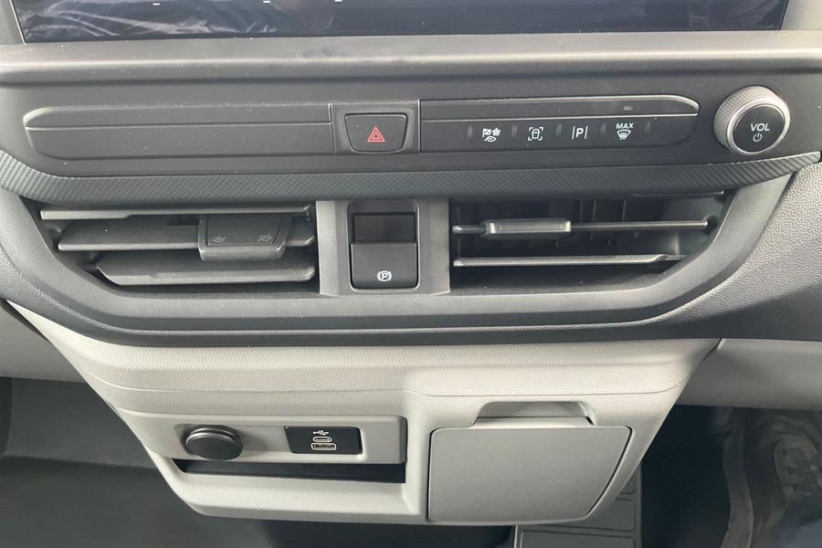 Ford E-Transit Custom Photo autoimg-4065e8545589dd9a1440281b0174313be28d16bc.jpg
