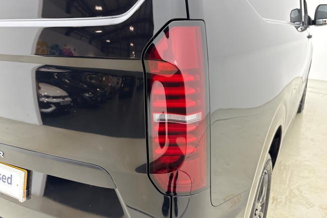 Volkswagen Transporter Photo 18