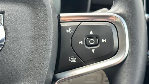 Volvo XC40 Photo autoimg-406b7196fb05ab7811553271165aac2c658770d8.jpg