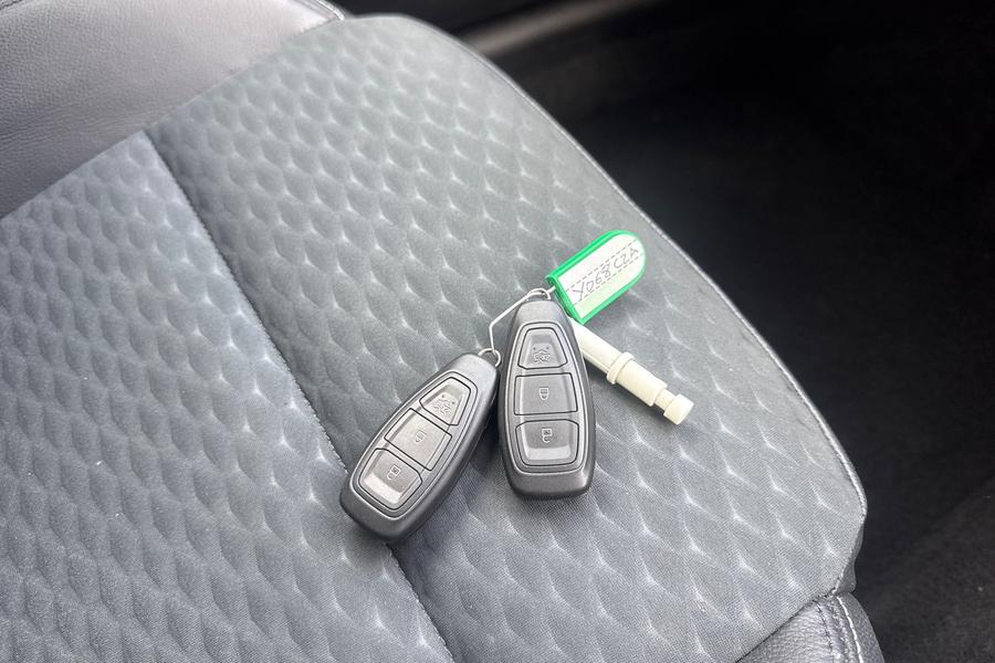 Ford FOCUS Photo autoimg-406be1c03af20b6c8478c1844aa61dfa9bf95052.jpg