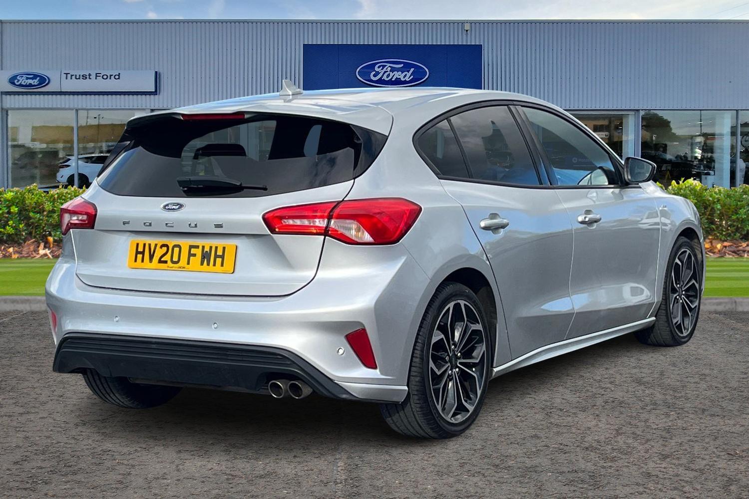 Ford FOCUS Photo 3
