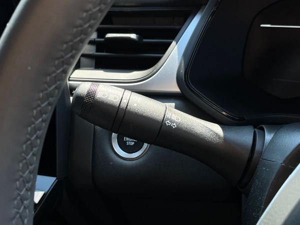 Renault Captur Photo autoimg-40739665b7b61b28f8994e6a02086626603eb36e.jpg