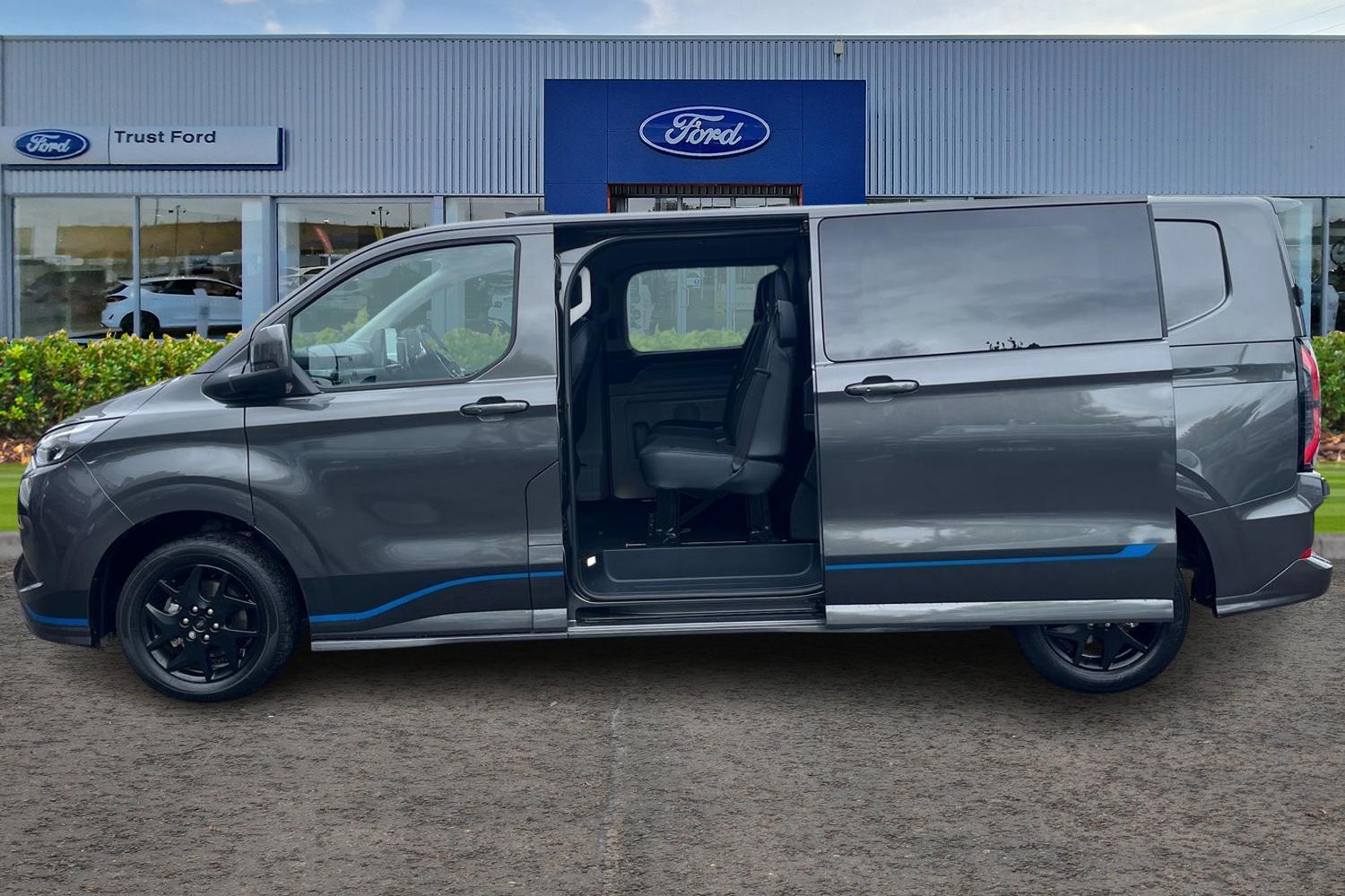 Ford TRANSIT CUSTOM Photo 4