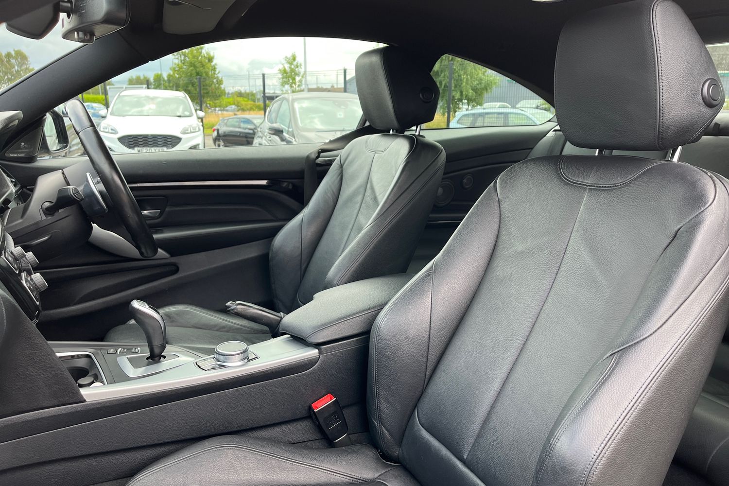 BMW 4 Series Photo 18