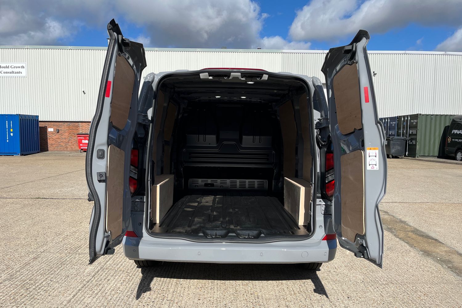 Ford TRANSIT CUSTOM Photo 5
