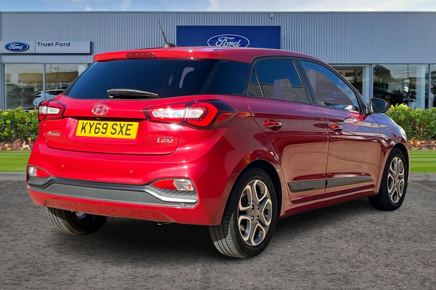 Hyundai i20 Photo 3